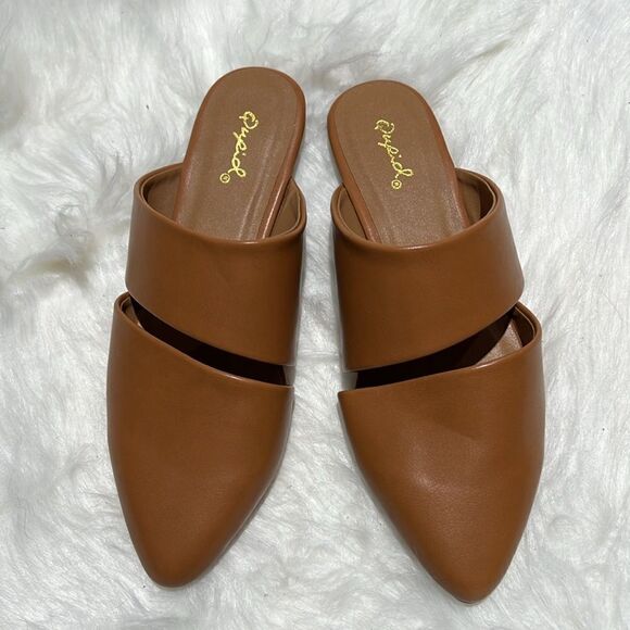 Qupid Darla Flats Size 6.  B83 - Picture 5 of 10